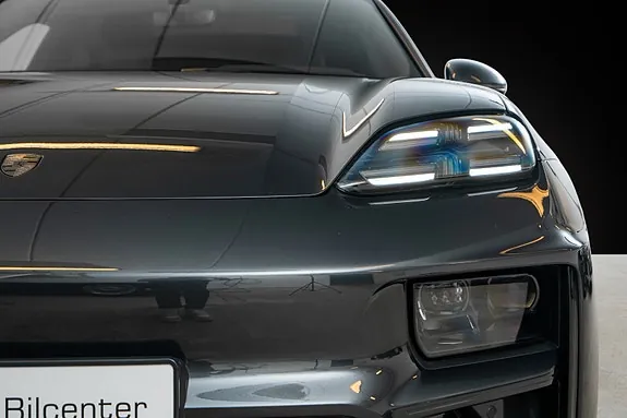 Porsche Macan Turbo 2024 photo 3