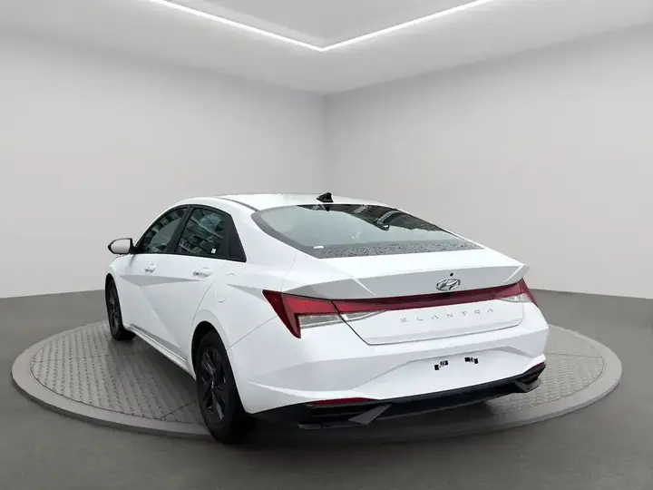 Hyundai Elantra 2023 photo 4