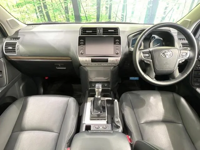 Toyota Land Cruiser Prado 2023 photo 2