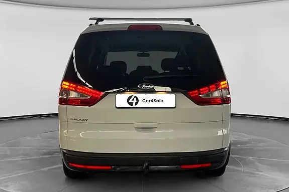 Ford Galaxy 2012 photo 5