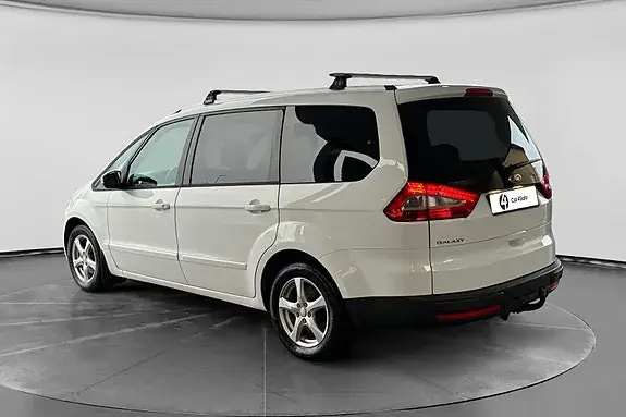 Ford Galaxy 2012 photo 4