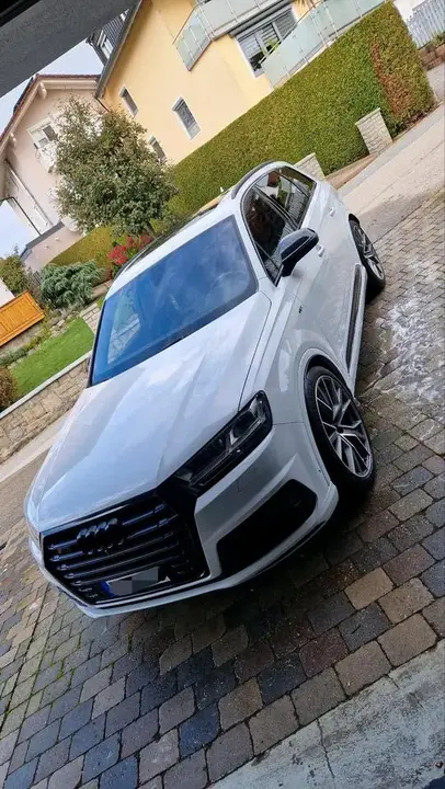 Audi Sq7
