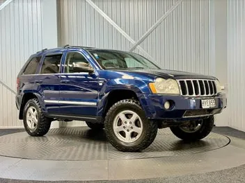 Jeep Grand Cherokee 2005 photo 2