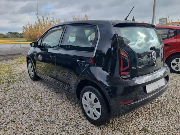 Volkswagen Up 2018 photo 4