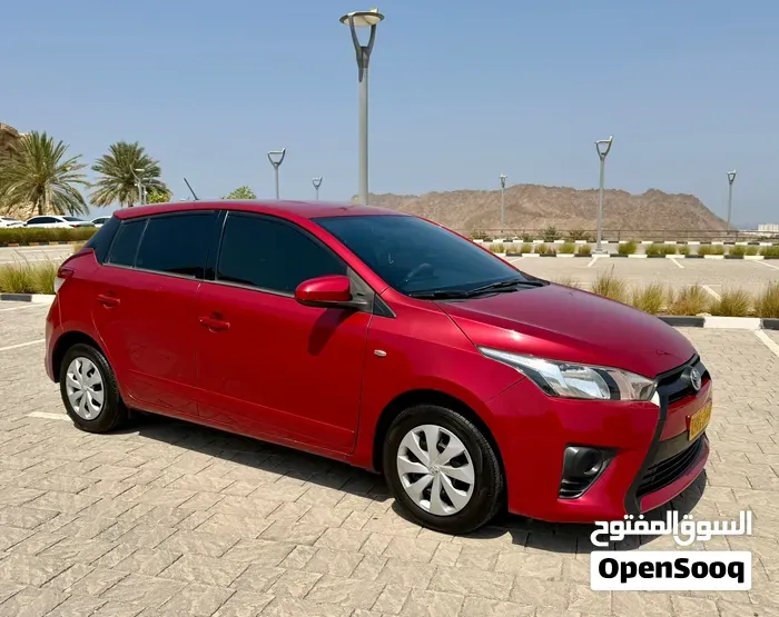 Toyota Yaris 2016 photo 2