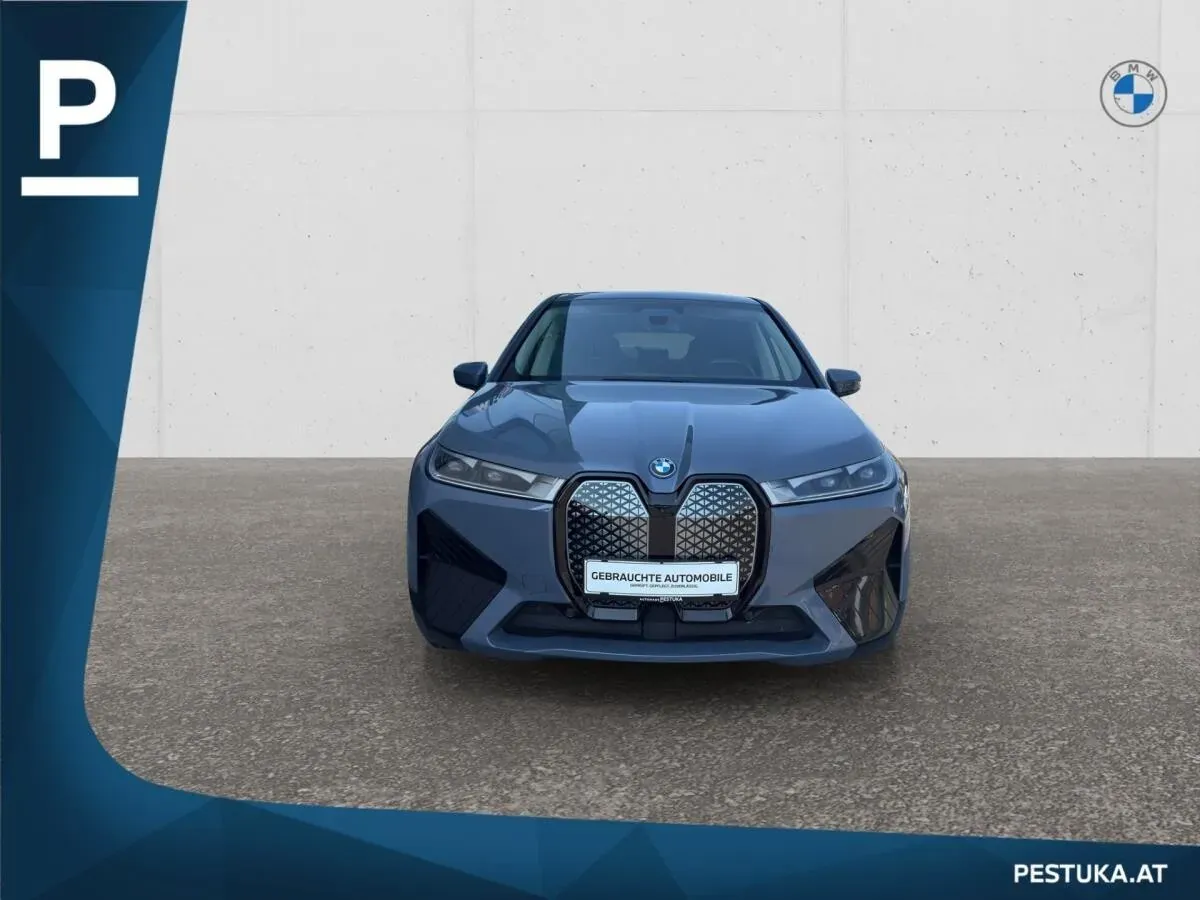 BMW Ix 2022 photo 2