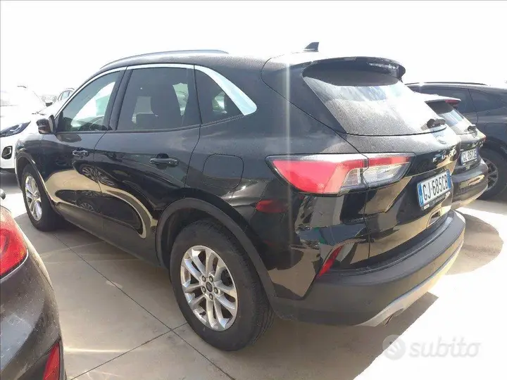 Ford Kuga 2023 photo 2