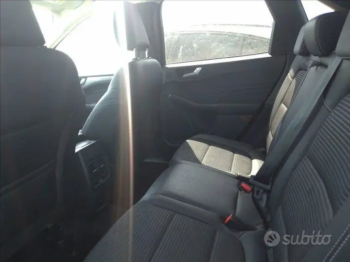 Ford Kuga 2023 photo 4