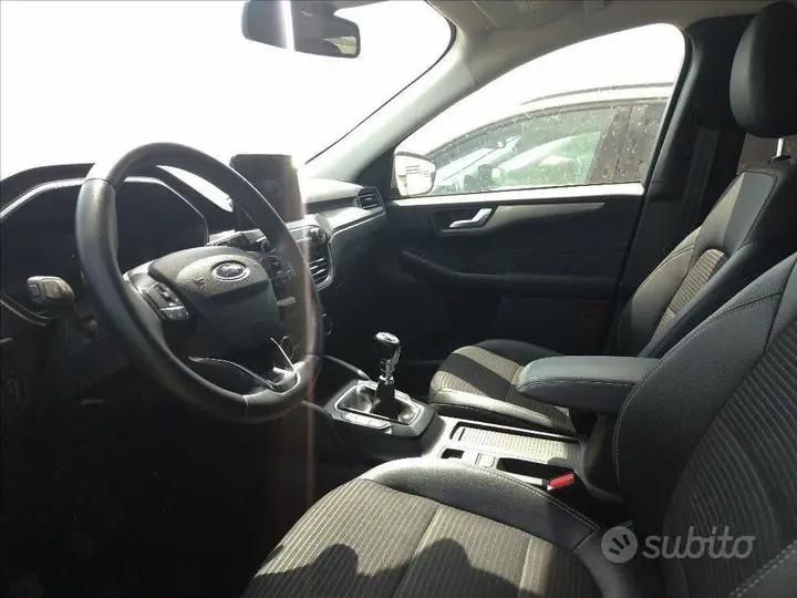 Ford Kuga 2023 photo 5