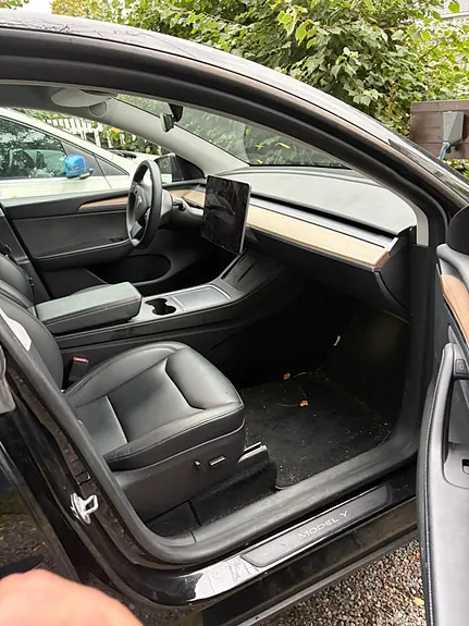Tesla Model Y 2024 photo 4