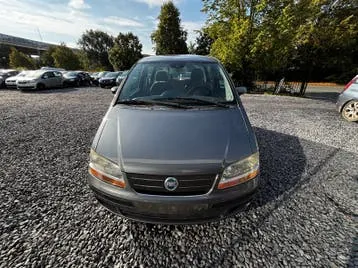 Fiat Idea 2005 photo 2