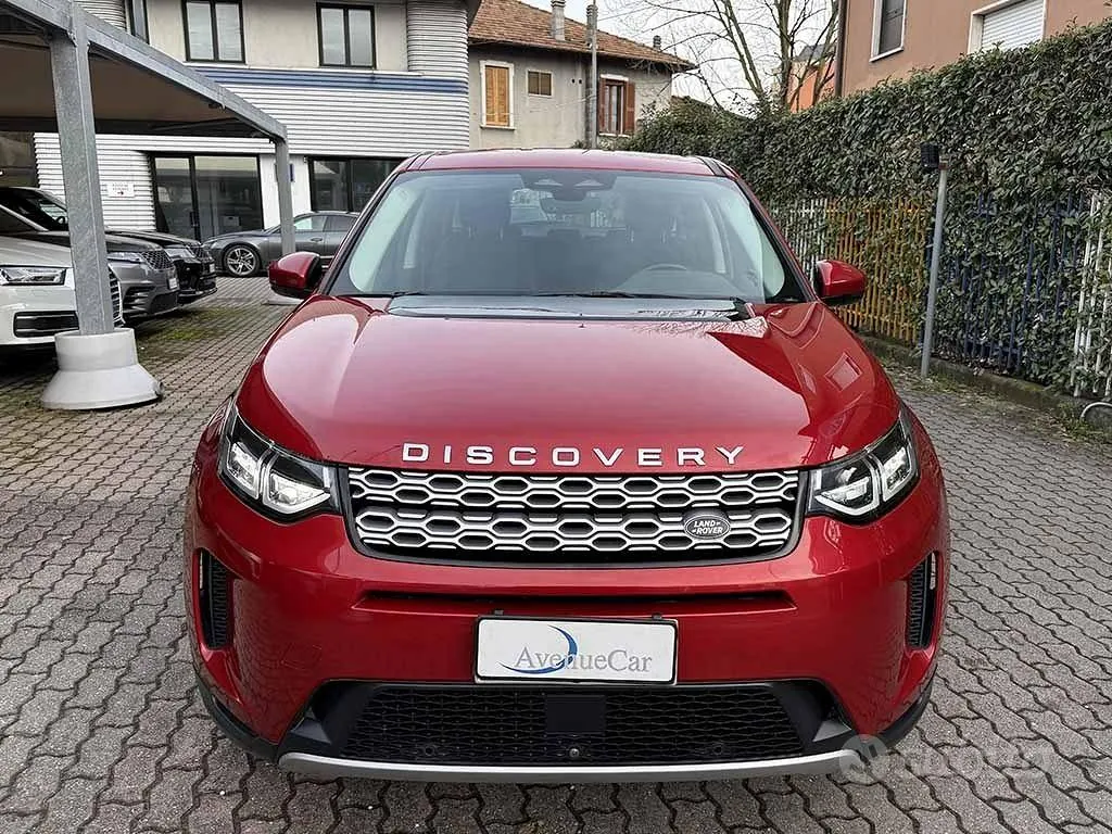 Land Rover Discovery Sport 2021 photo 2