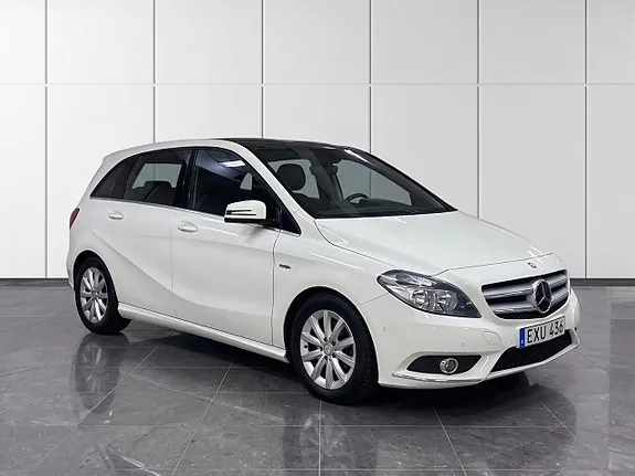 Mercedes-Benz B180 2012 photo 2