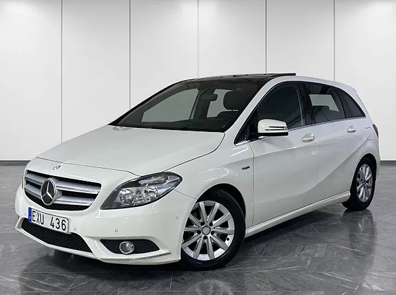 Mercedes-Benz B180 2012 photo 3
