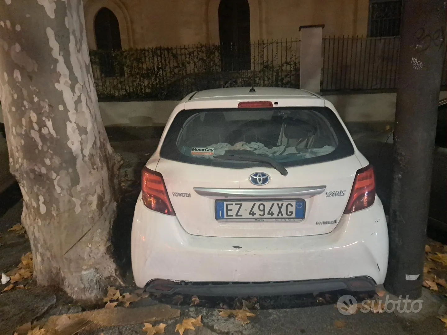 Toyota Yaris 2015 photo 2