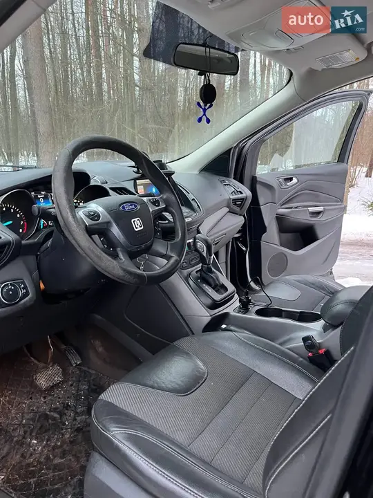 Ford Escape 2014 photo 2
