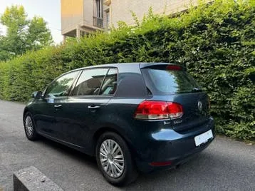 Volkswagen Golf 2011 photo 2