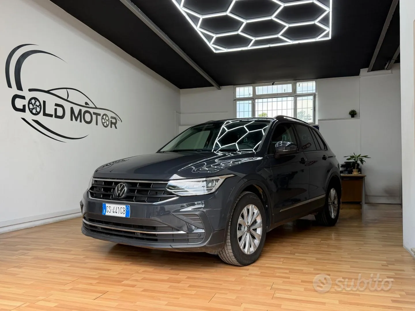 Volkswagen Tiguan 2023 photo 2