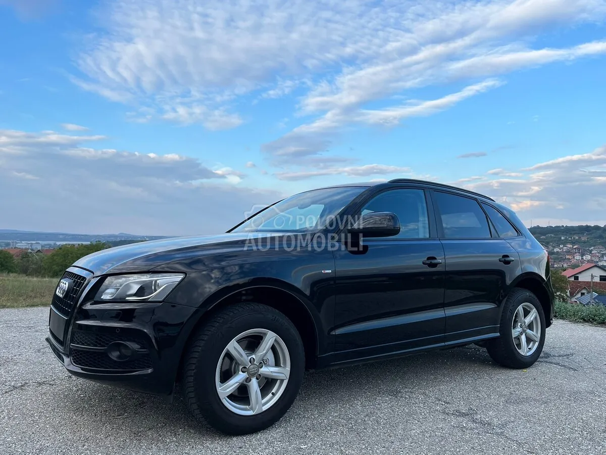 Audi Q5 2011 photo 2