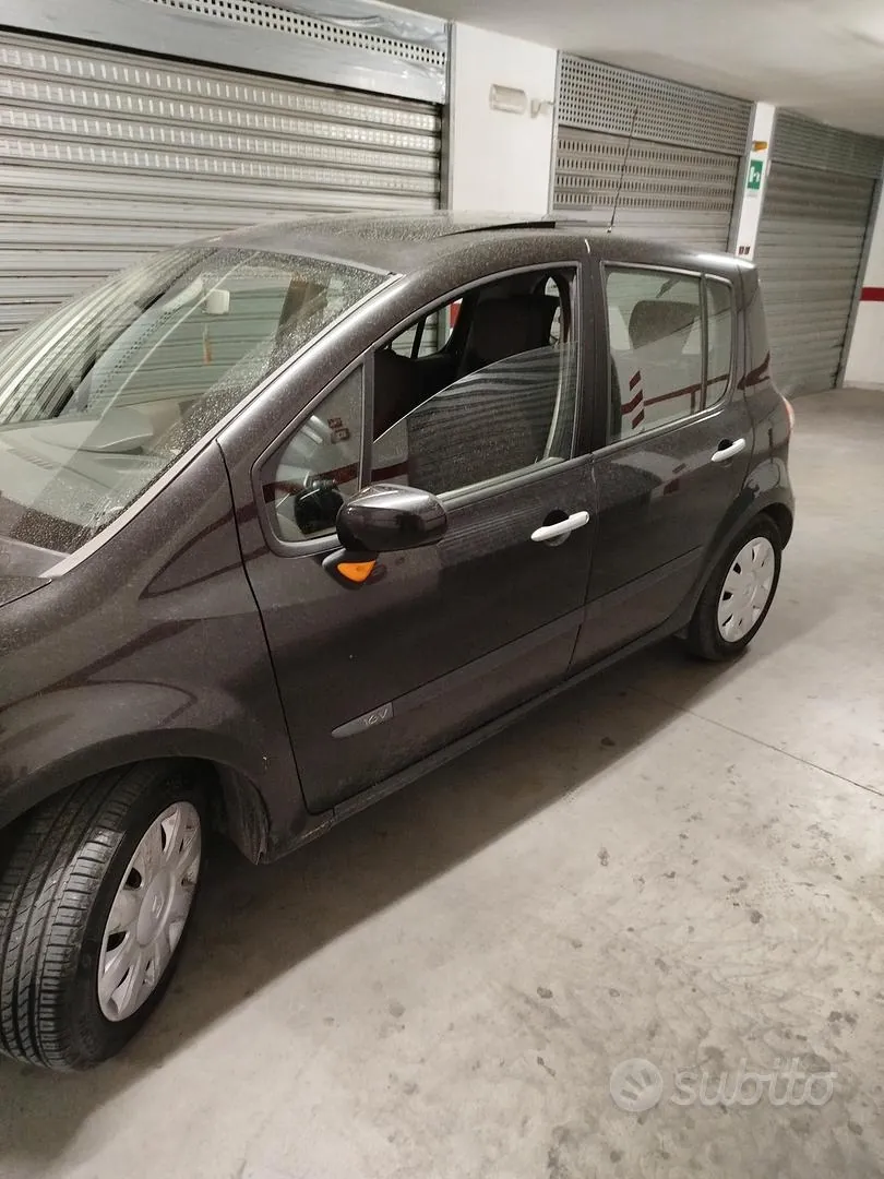 Renault Modus 2023 photo 2