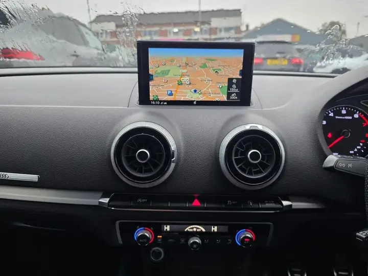 Audi A3 2017 photo 2
