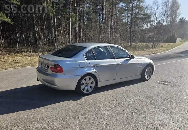 BMW 325I 2006 photo 4