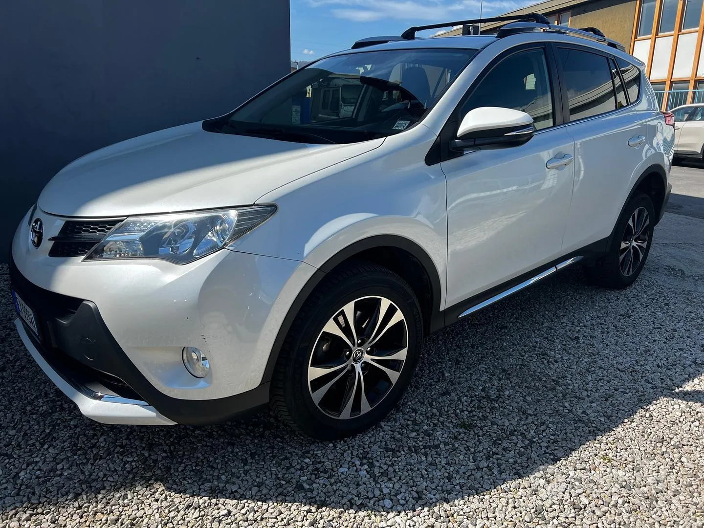 Toyota Rav4 2015 photo 2
