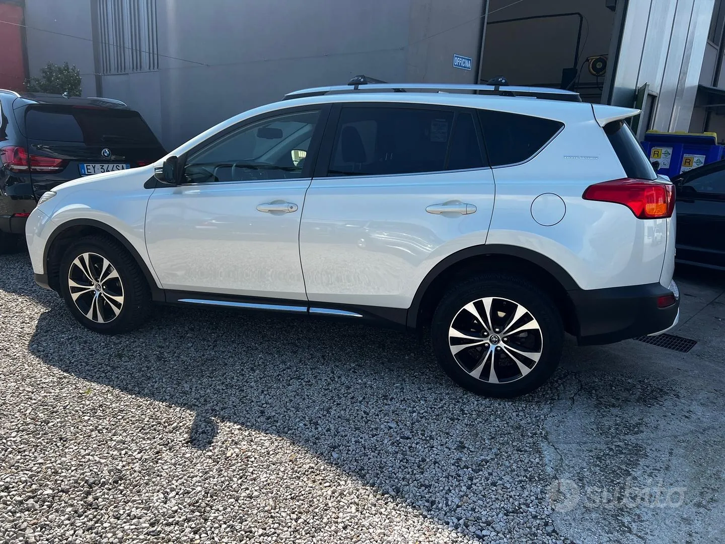 Toyota Rav4 2015 photo 3