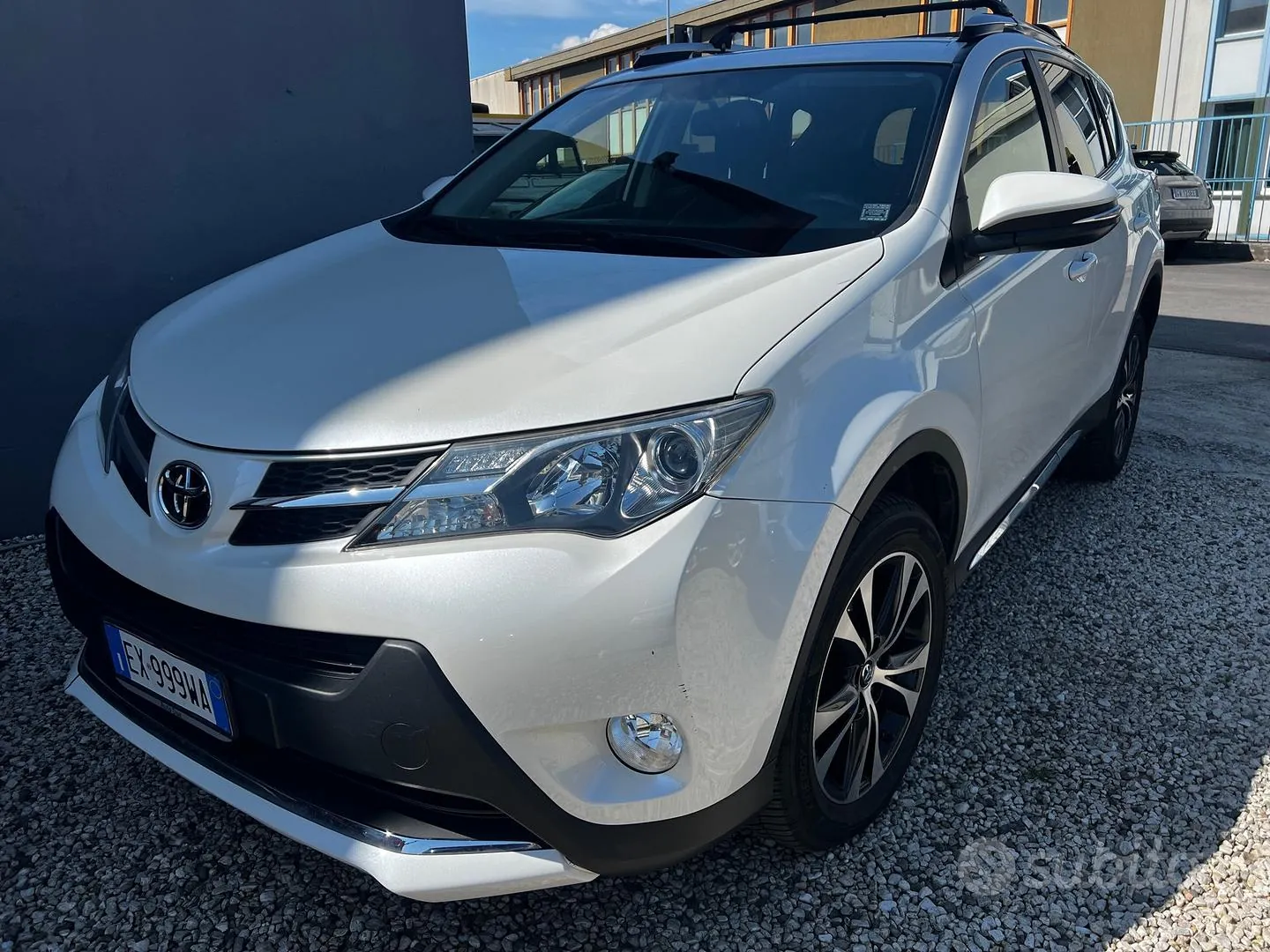 Toyota Rav4 2015 photo 4