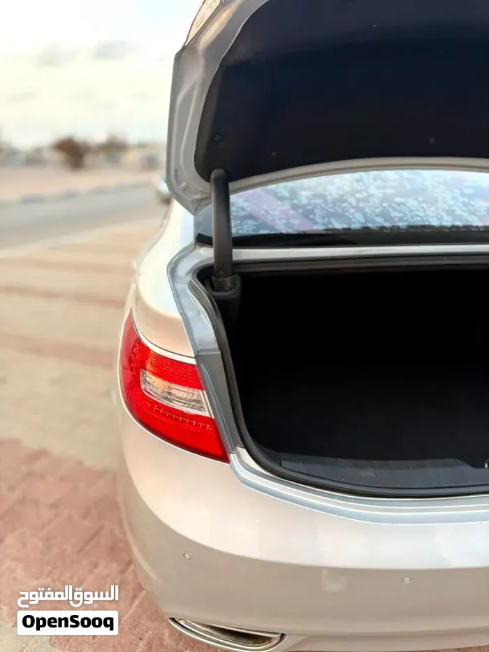 Hyundai Azera 2012 photo 3