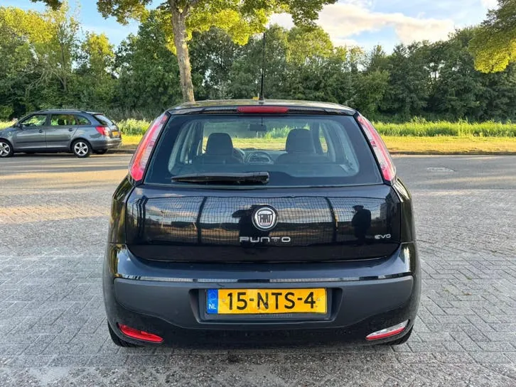 Fiat Punto Evo 2010 photo 3
