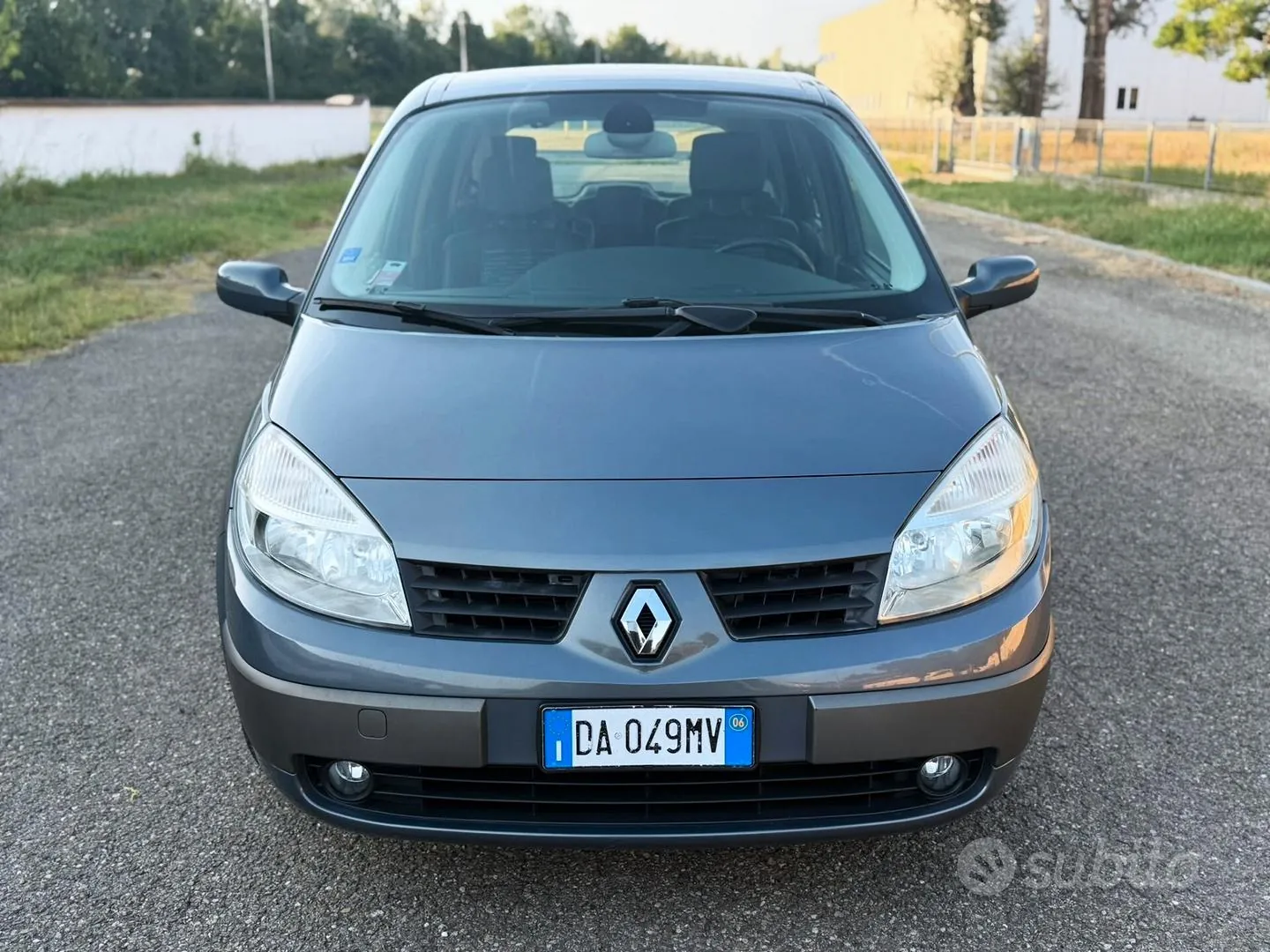 Renault Grand Scenic 2006 photo 4