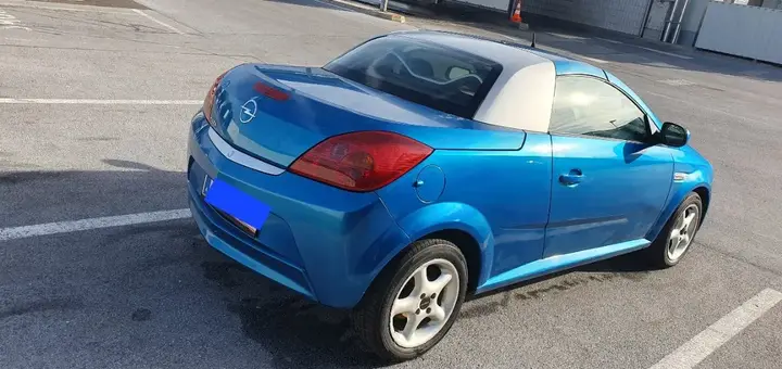 Opel Tigra 2004 photo 2