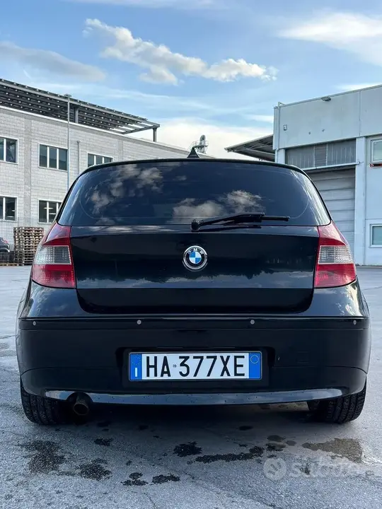 BMW 118D 2006 photo 4