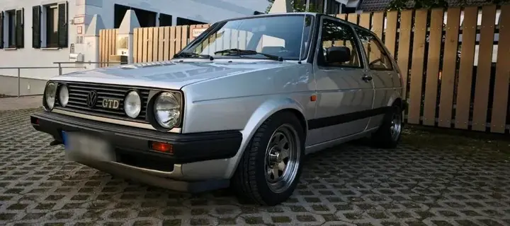 Volkswagen Golf 2