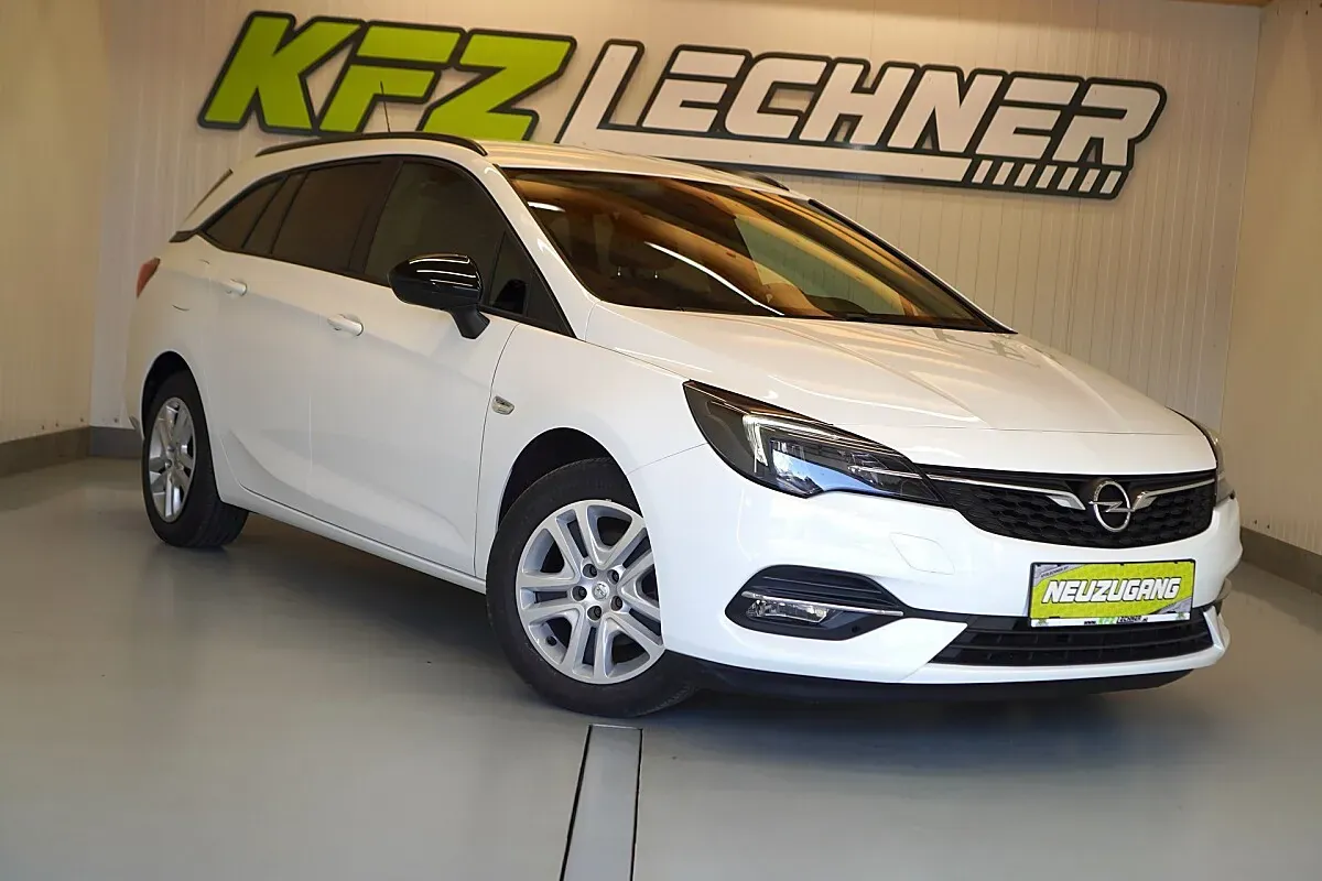 Opel Astra 2021 photo 3