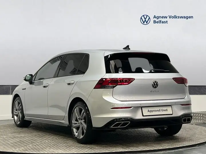 Volkswagen Golf 2023 photo 3