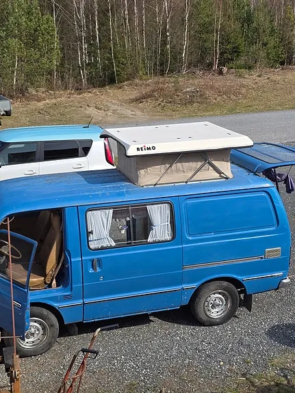 Toyota Hiace 1978 photo 3
