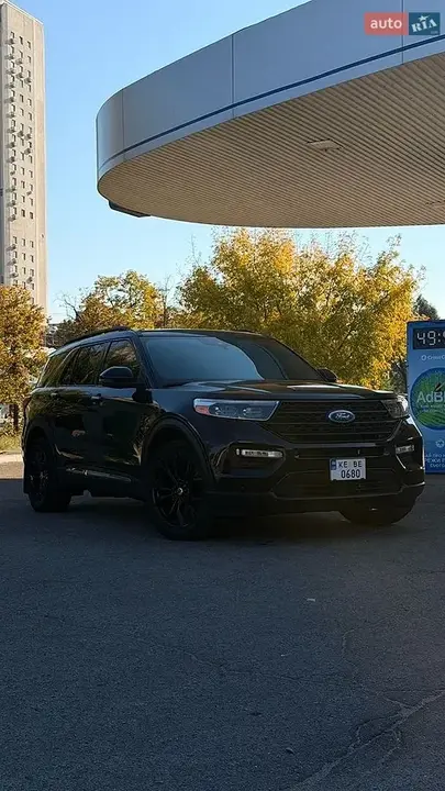 Ford Explorer 2021 photo 4