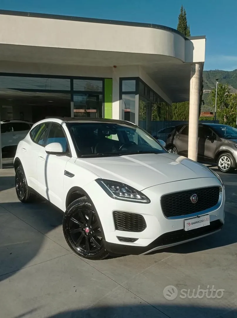 Jaguar E-Pace 2019 photo 5