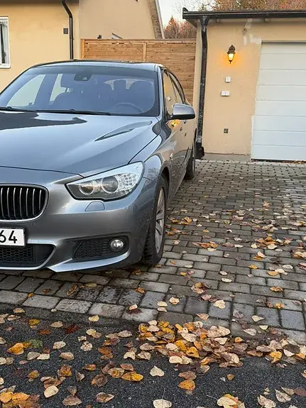 BMW 530D 2012 photo 2