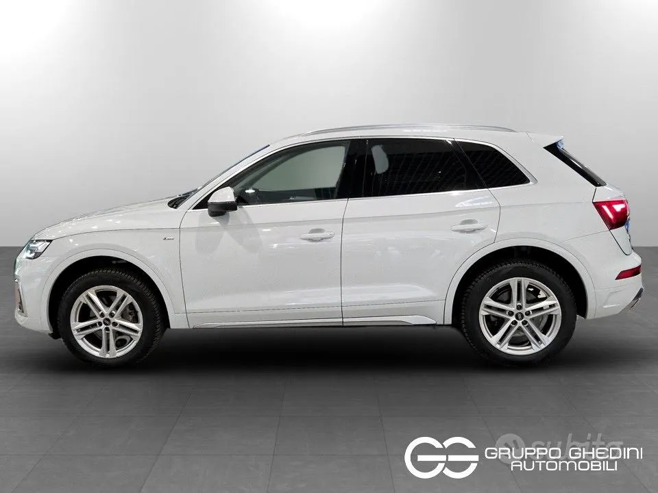 Audi Q5 2021 photo 2