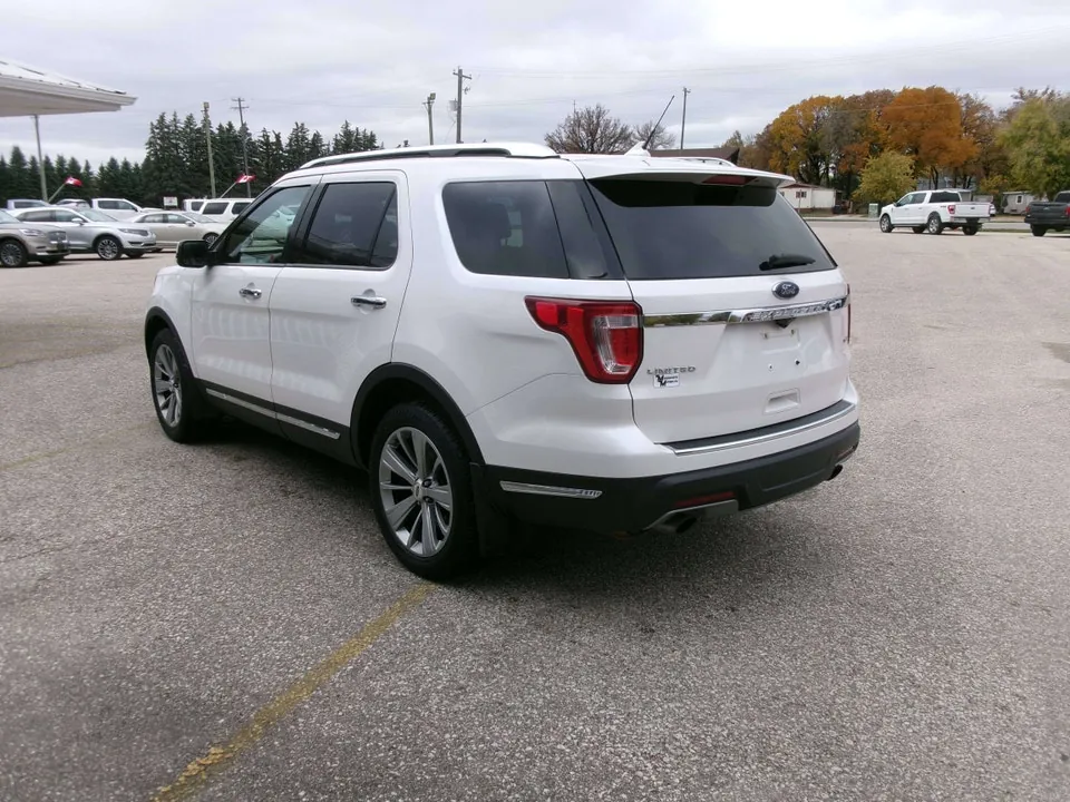Ford Explorer 2018 photo 4