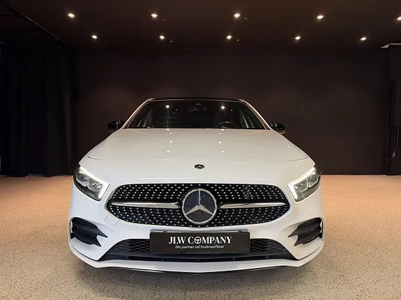 Mercedes-Benz A200 2019 photo 2