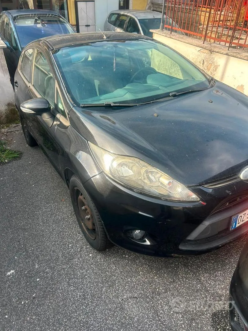 Ford Fiesta 2009 photo 2