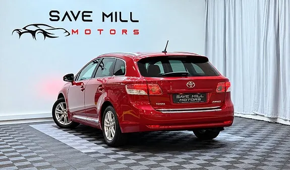 Toyota Avensis 2011 photo 4