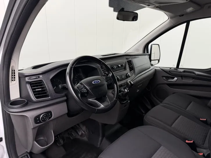 Ford Transit Custom 2020 photo 3