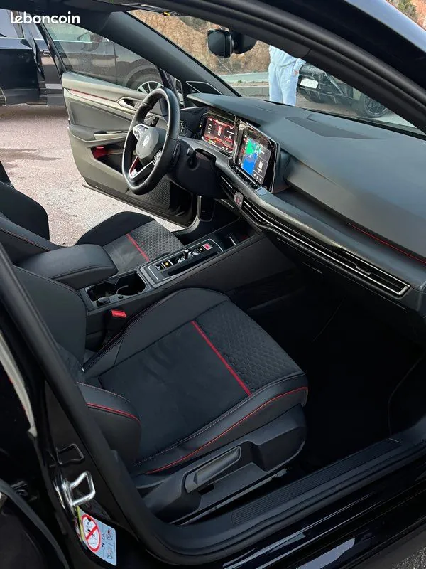 Volkswagen Golf 2022 photo 3