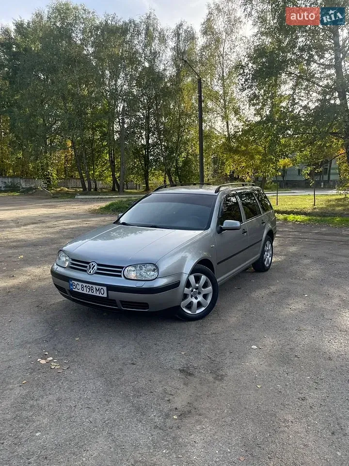 Volkswagen Golf 2002 photo 2