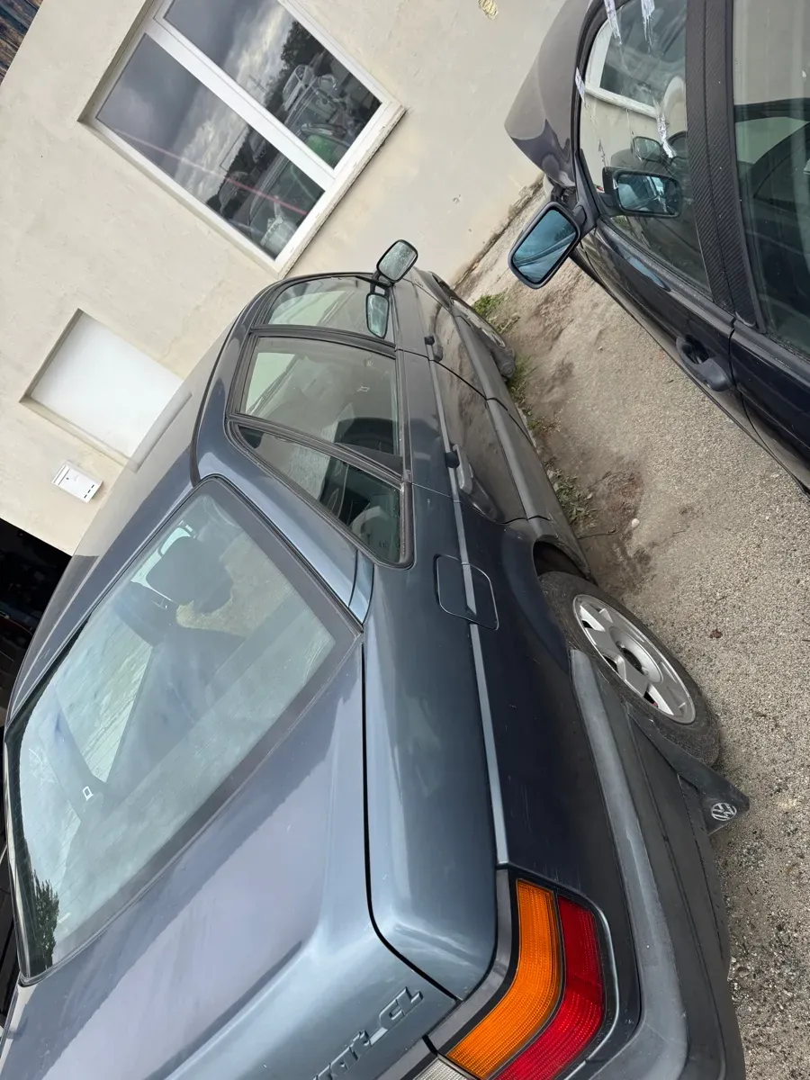 Volkswagen Passat 1988 photo 3